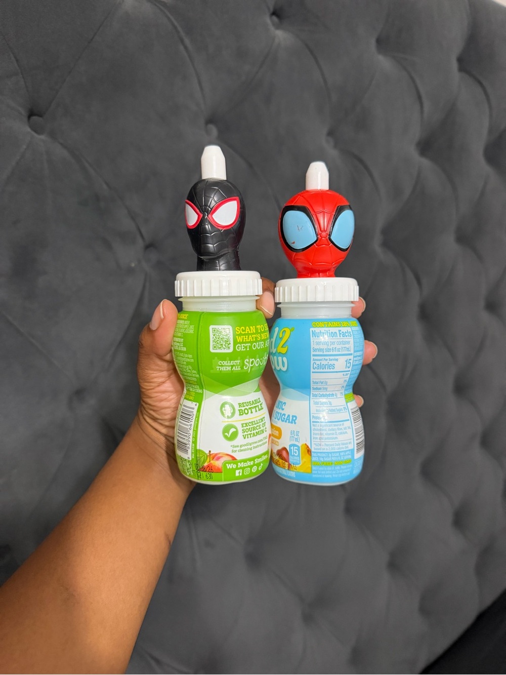 Spidey Bottle Topper Toy - Black & Red Spider-Man Style